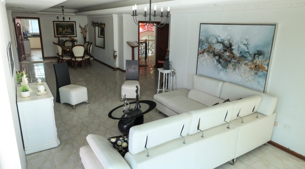 01f7d790-ac64-496e-b4fb-206f54f2854f