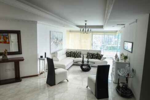 3da4bb02-b912-4242-9a86-a6a5ef1499ae