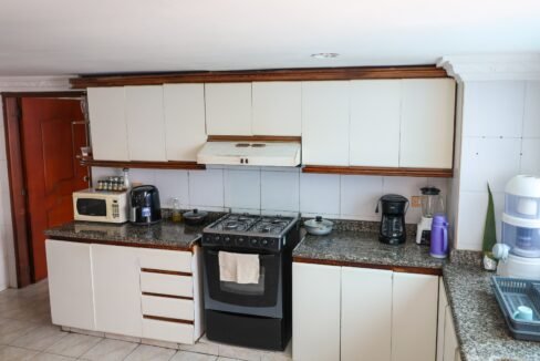 b55bca1f-dd25-43e4-ba1d-eaed649f47a1